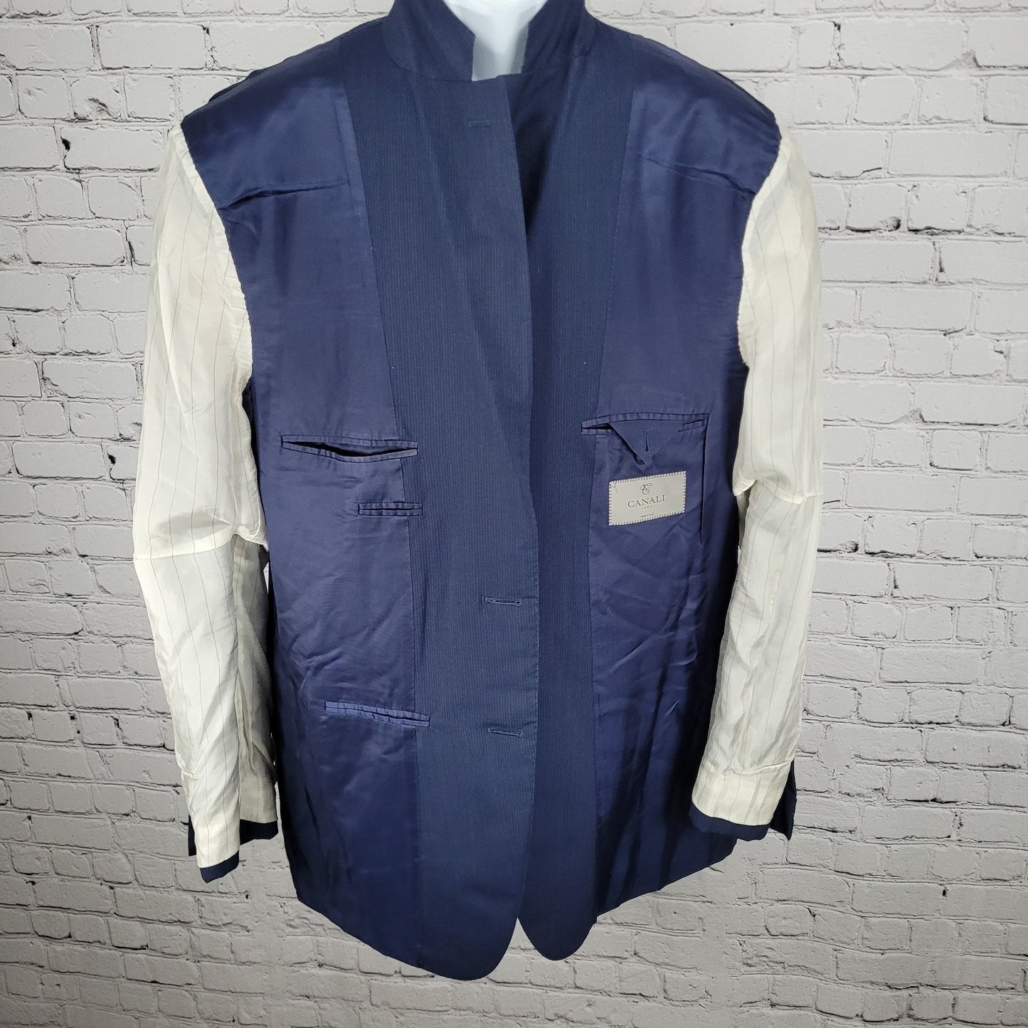 Canali Navy Pinstriped 100% Wool 2 Button Blazer Sport Coat Italy Made 42L US