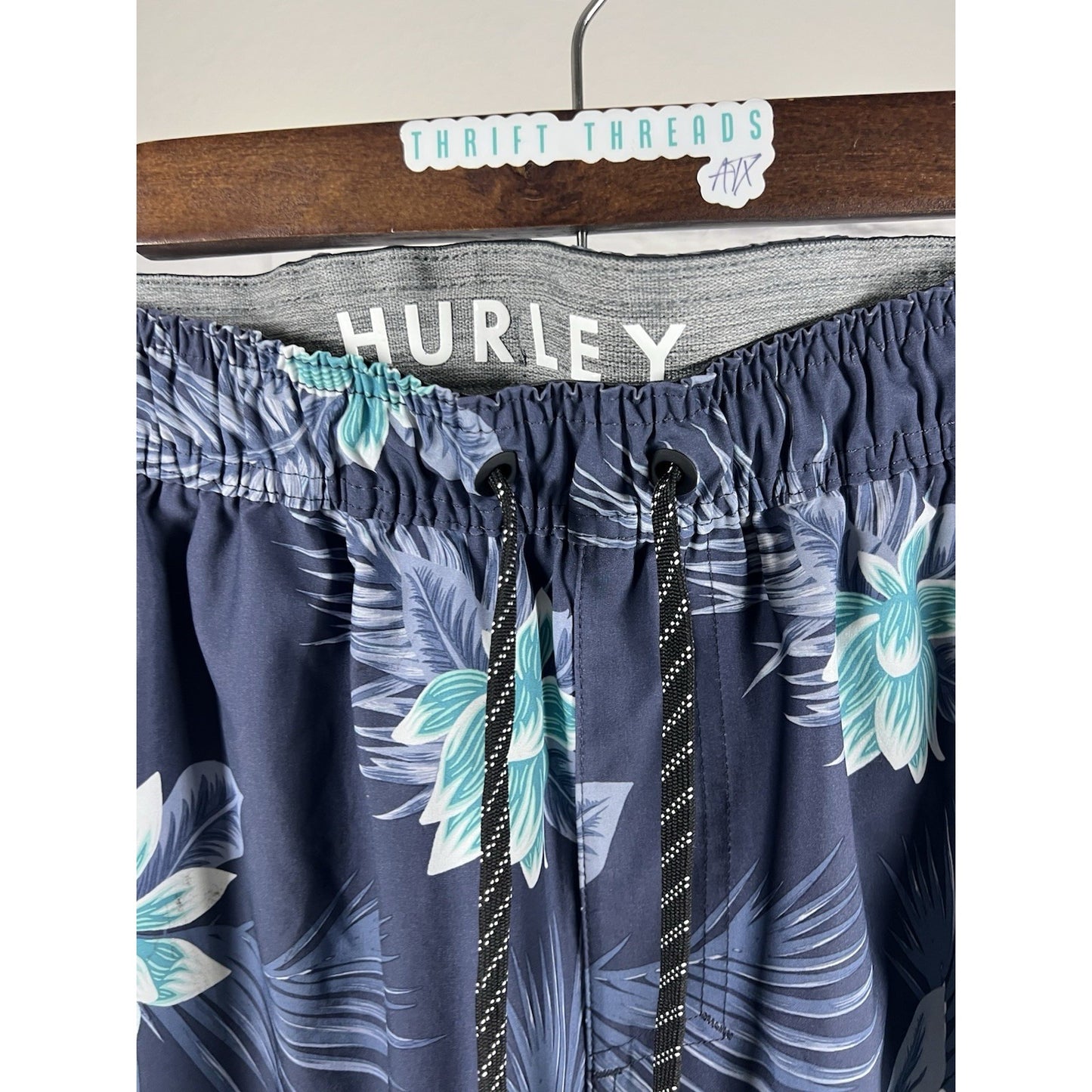 Hurley Blue Floral Pocket Drawstring Board Shorts Swim Trunks Lined Large L
