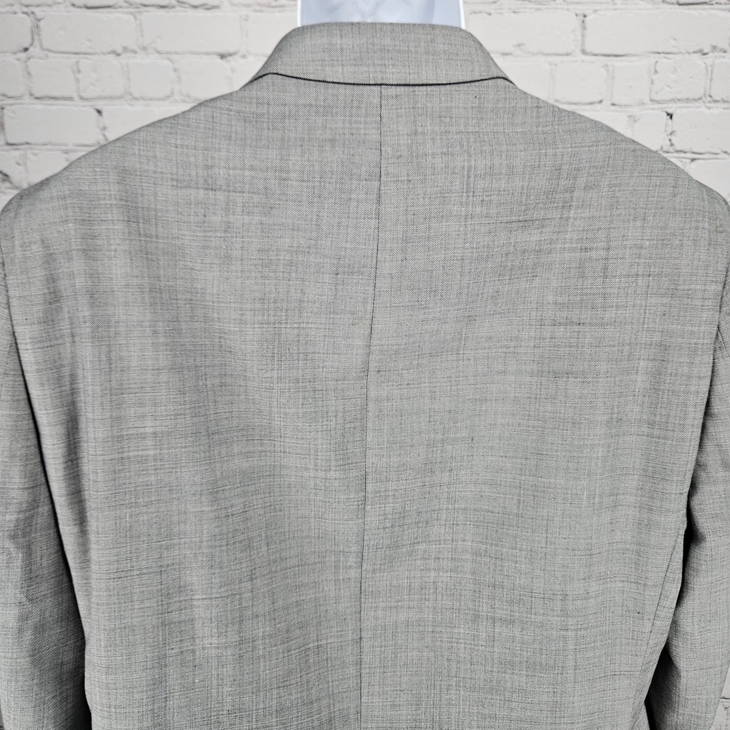 Tommy Hilfiger Grey Wool Blend 2 Button Vented Notch Blazer Sport Coat 44R