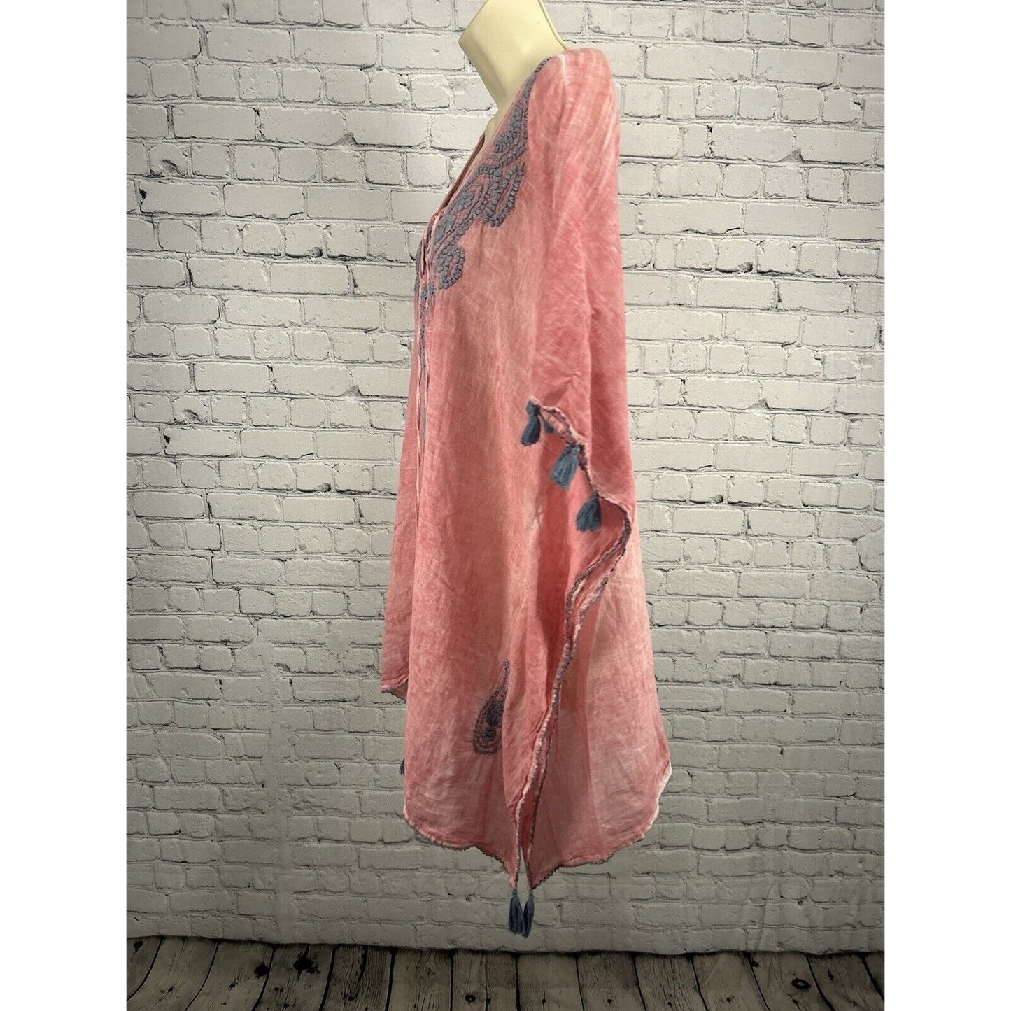 Shiraleah Embroidered Kimono Lightweight Coverup Blouse Blue Pink Tasseled O/S