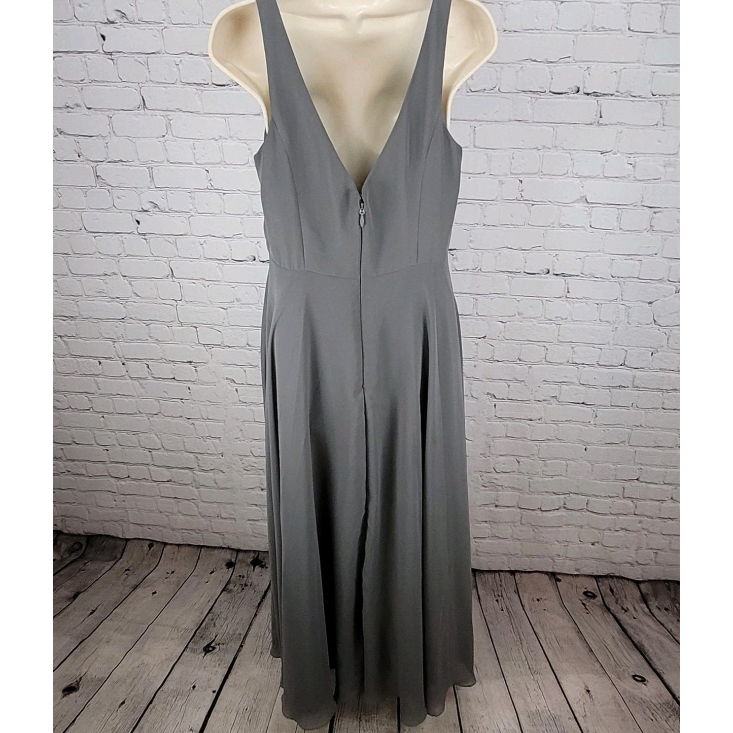 Azazie Grey Chiffon Pleated Padded Bust Sleeveless Bridesmaid Dress Gown Size C