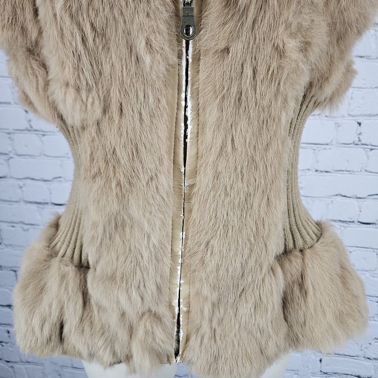 Metric Knits Brown Genuine Rabbit Fur Collared Full Zip Lined Vest Small S