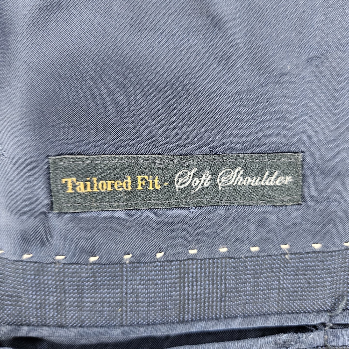 Jos A Bank Reserve Navy 100% Wool Savile Tailored Fit Peak Blazer Sport Coat 41R