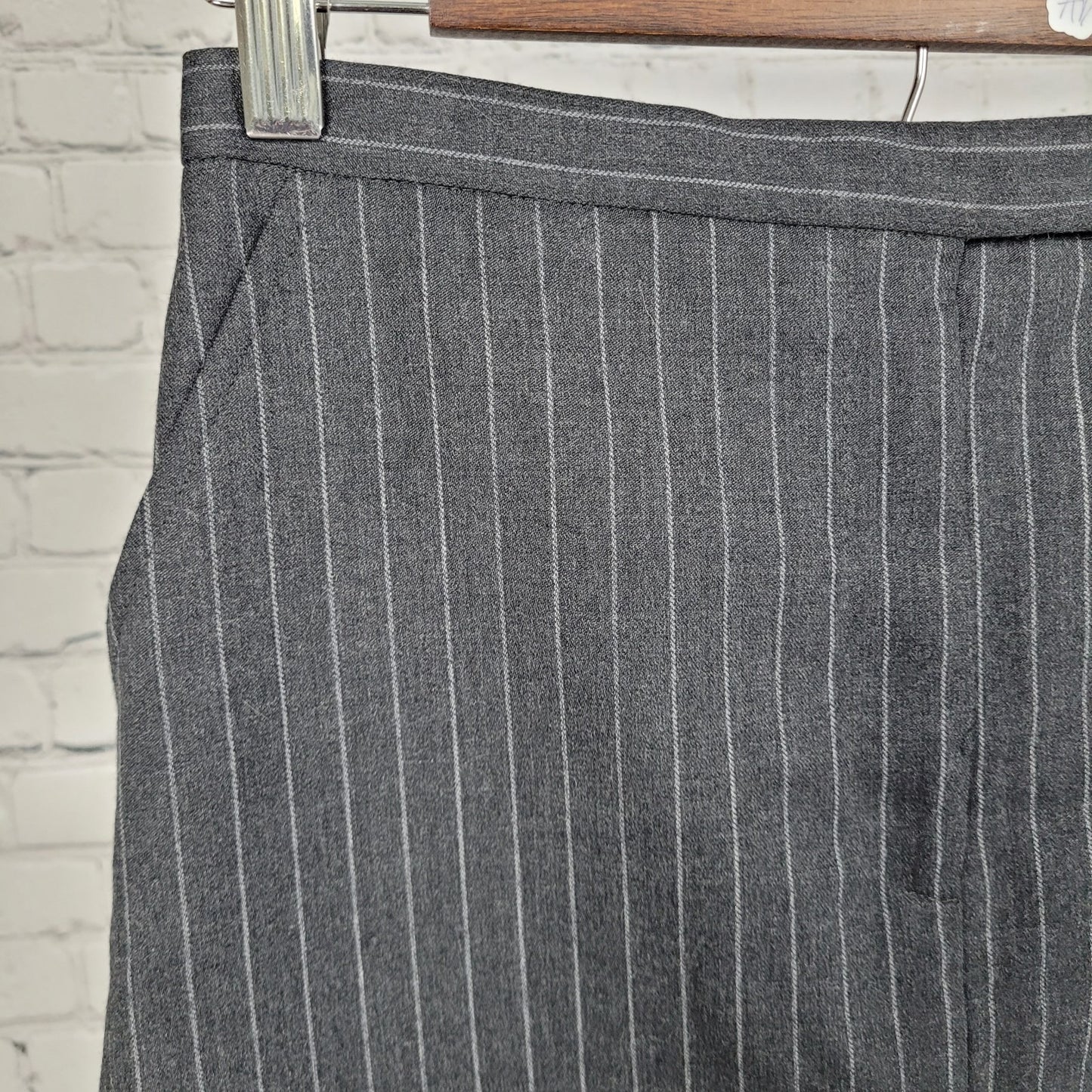 VTG NWT Laura Scott Gunmetal Grey Wool Blend Pinstriped Lined Skirt Size 6P