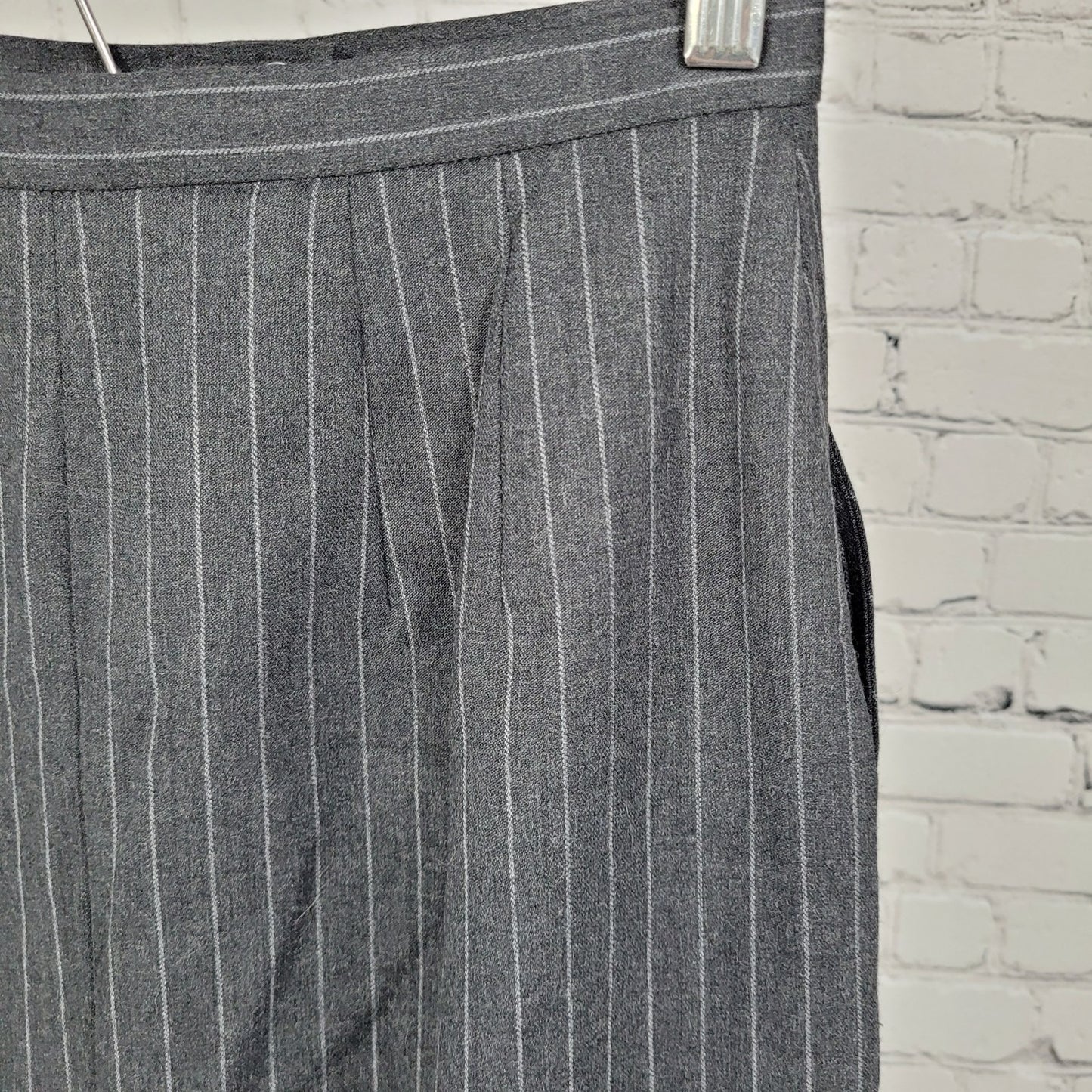 VTG NWT Laura Scott Gunmetal Grey Wool Blend Pinstriped Lined Skirt Size 6P
