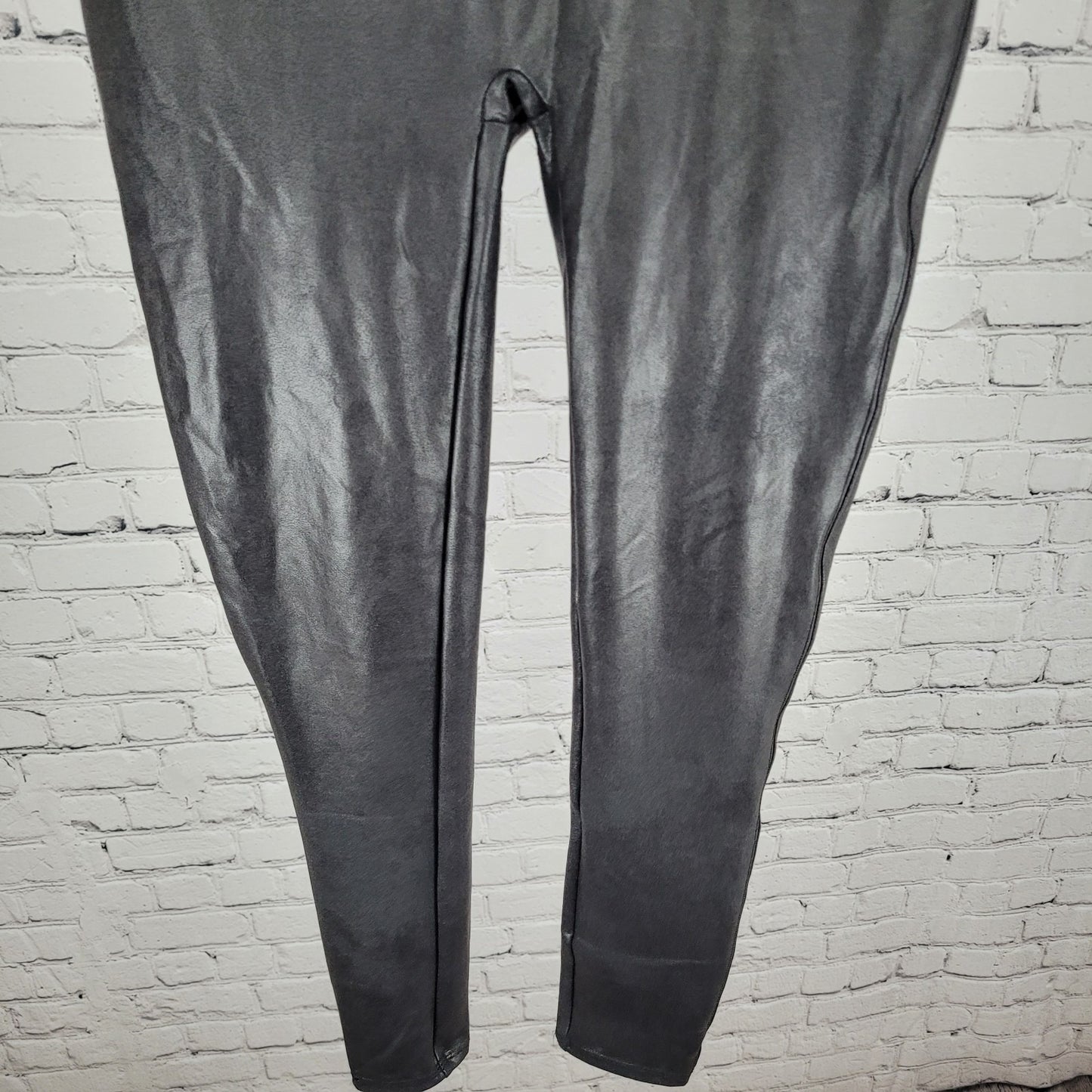 Spanx Black Faux Leather Stretch Slimming Shaping Leggings Size Large L