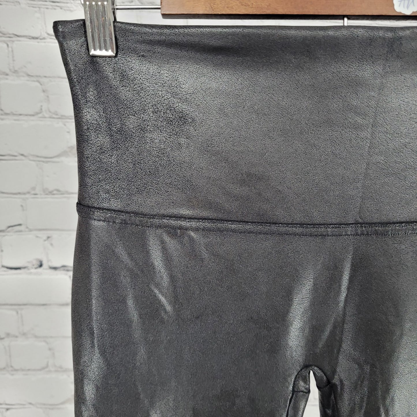 Spanx Black Faux Leather Stretch Slimming Shaping Leggings Size Large L