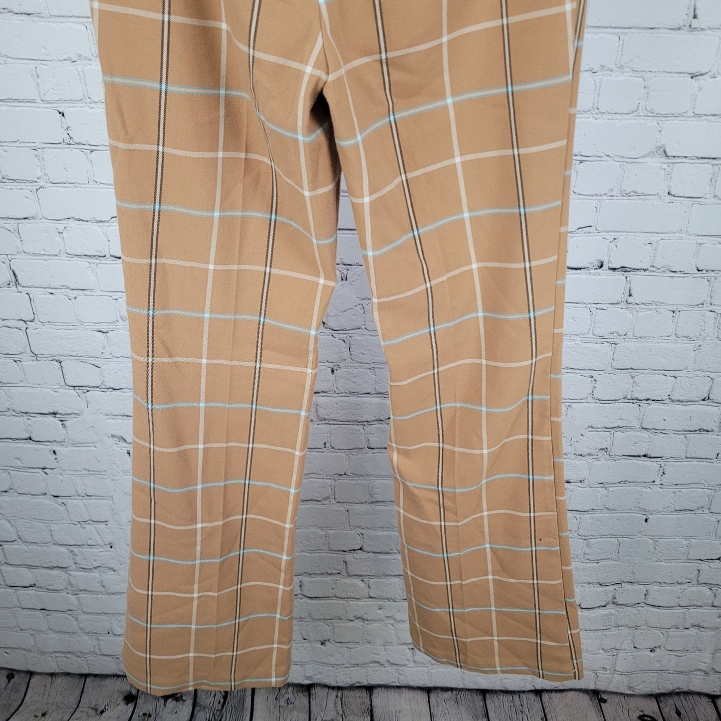 Urban Outfitters Tan Plaid Check Mid Rise Flare Vintage Modern Pants 2 (25x31.5)