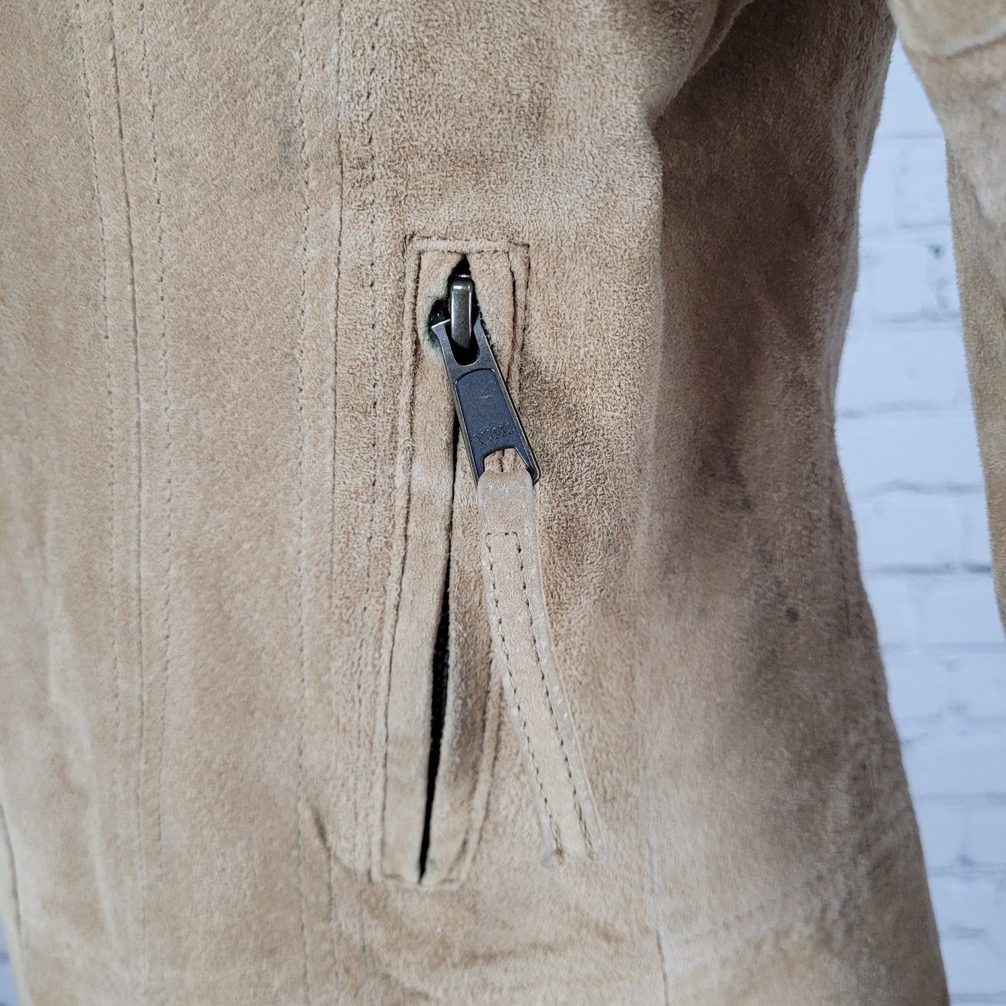 Ariat Tan 100% Genuine Pig Leather Suede Zipped Pockets Lined Jacket Medium M