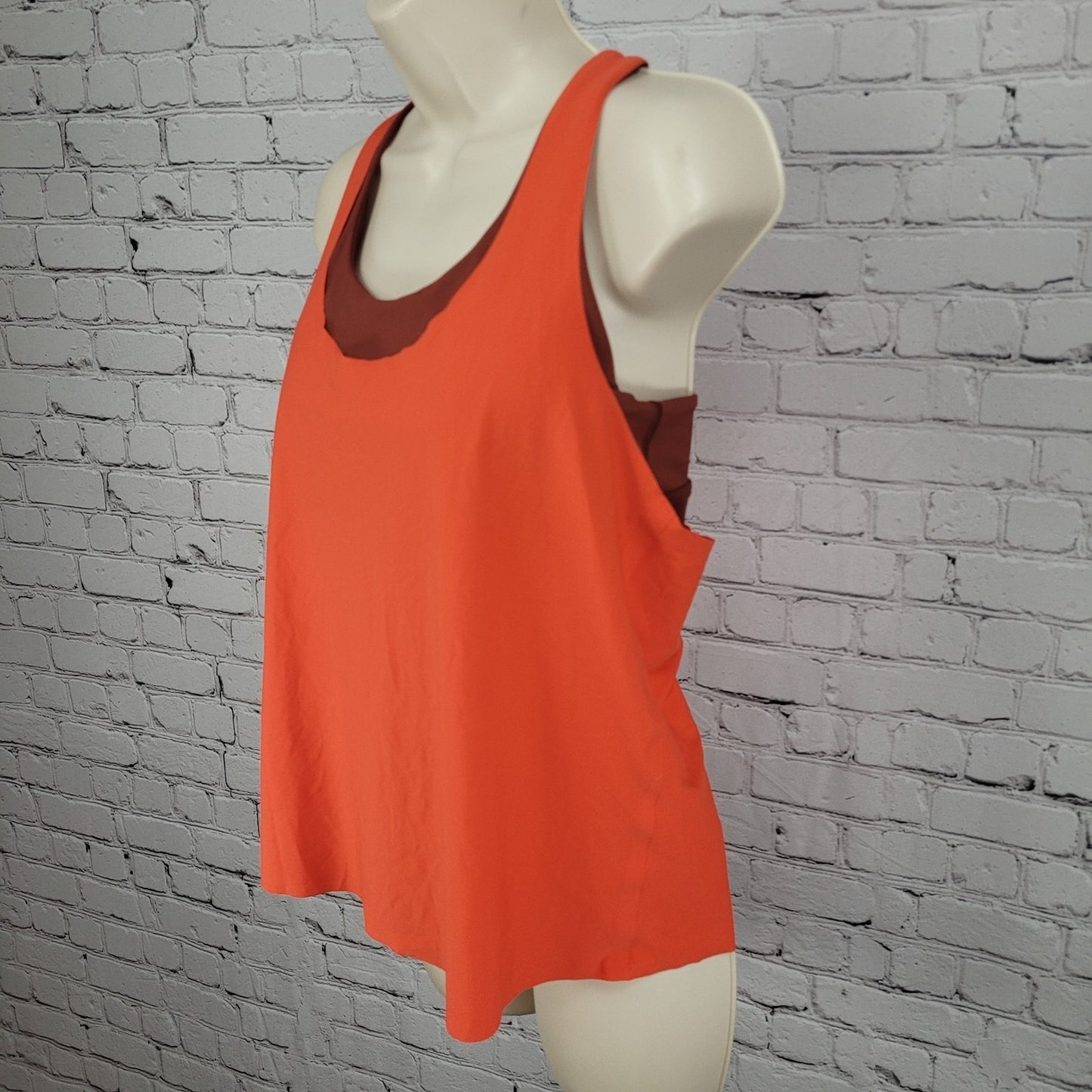 Athleta Orange Burgundy Built In Bra Padded Racerback Workout Tank Top Medium M