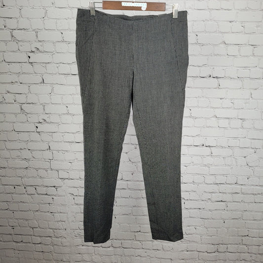 NWT Amanda + Chelsea Black Contemporary Fit Low Rise Stretch Pants 4 (31x30)