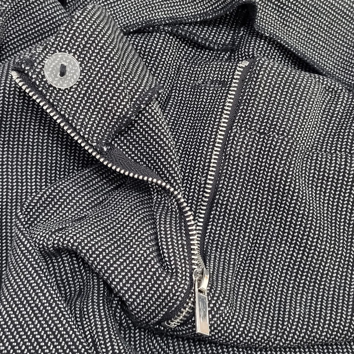 NWT Amanda + Chelsea Black Contemporary Fit Low Rise Stretch Pants 4 (31x30)