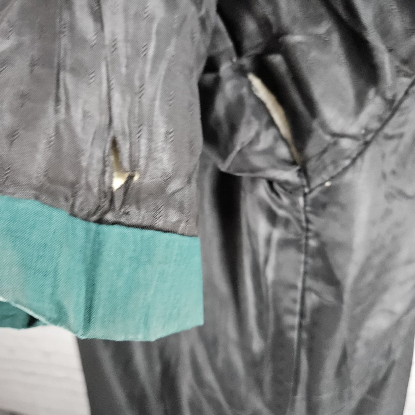 VTG Irving Posluns Green Double Breasted Belted Insulated Trench Coat 9/10