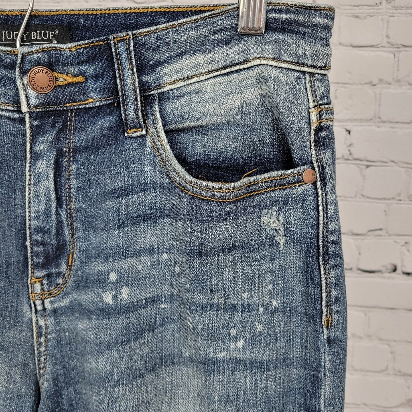 Judy Blue Denim Boyfriend Fit Mid Rise Distressed Jeans Size 7/28 (29x30)